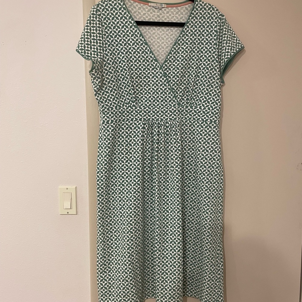 Green Geometric Print Dress